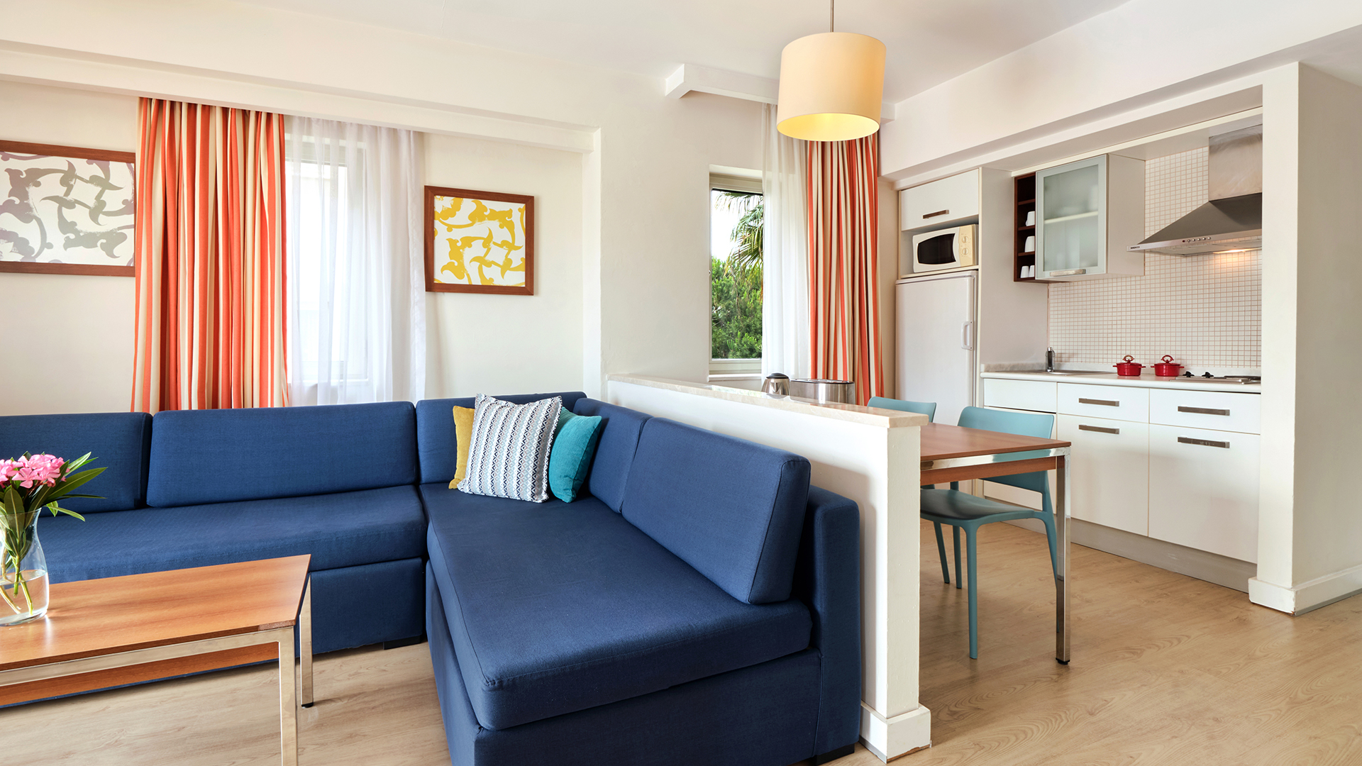 Kitchen-Equipped and Spacious Rooms